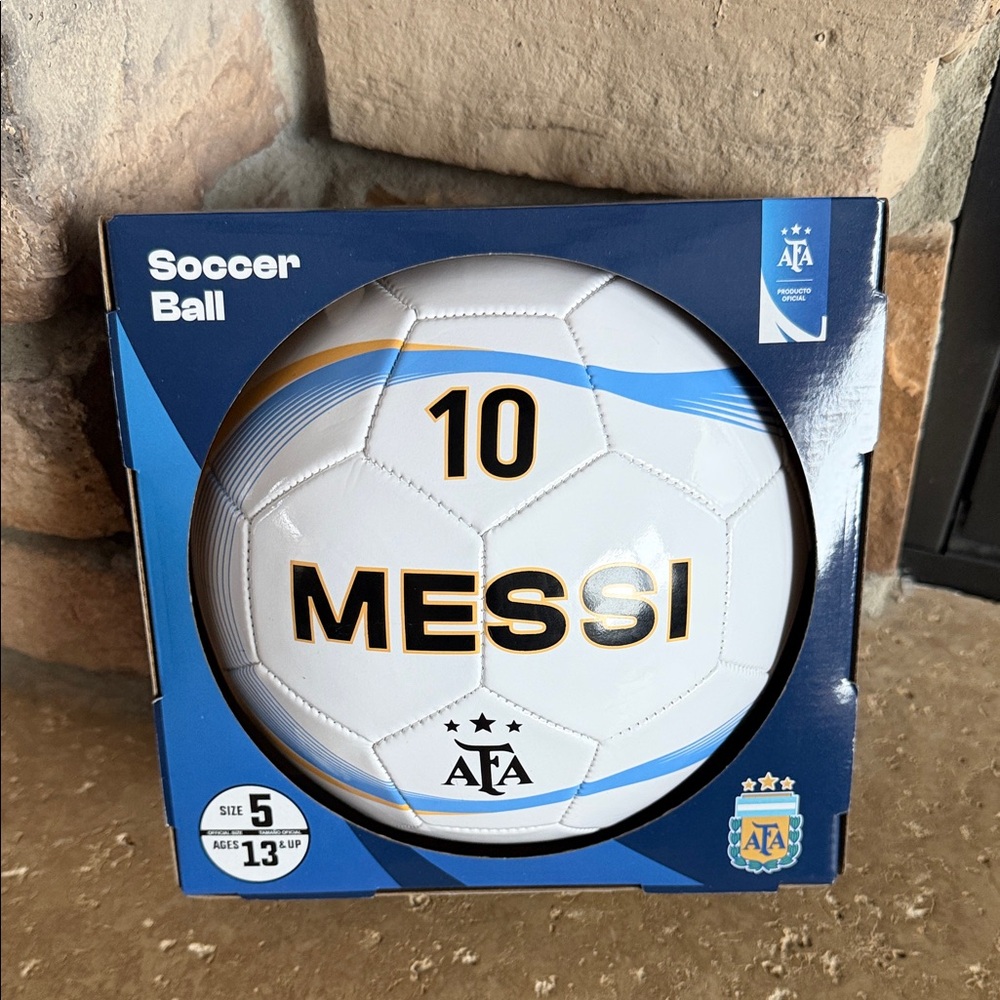 NEW- AFA Argentina Lionel Messi #10 Soccer Ball sz 5 perfect World Cup Fans!